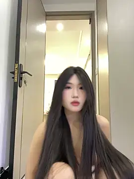 Snapshot of xyebobs chatting on 10/04/25, 03:10 xyebobs online show from 10/04/25, 03:10