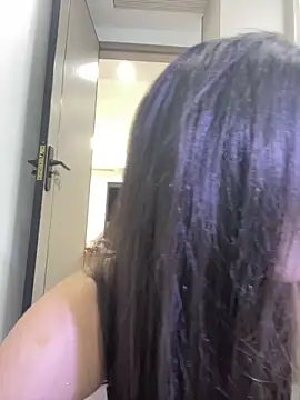 Snapshot of xyebobs chatting on 10/14/25, 01:01 xyebobs online show from 10/14/25, 01:01