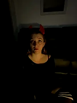 Stoner BarbieXX online show from 10/23/25, 09:46