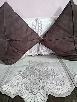 Snapshot of milf-kaira chatting on 12/10/24, 07:26 milf-kaira online show from 12/10/24, 07:26