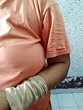 Snapshot of milf-kaira chatting on 01/08/25, 03:19 milf-kaira online show from 01/08/25, 03:19