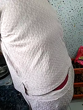 Snapshot of milf-kaira chatting on 03/10/25, 04:49 milf-kaira online show from 03/10/25, 04:49