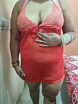 milf-kaira online show from 11/15/25, 06:11
