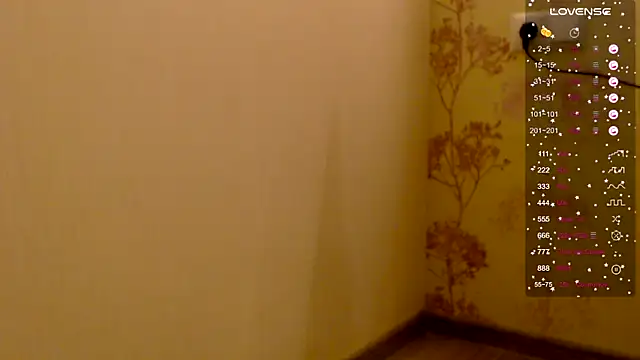 Snapshot of _Sexy-Mia_ chatting on 01/27/25, 08:49 Sexy-Mia online show from 01/27/25, 08:49