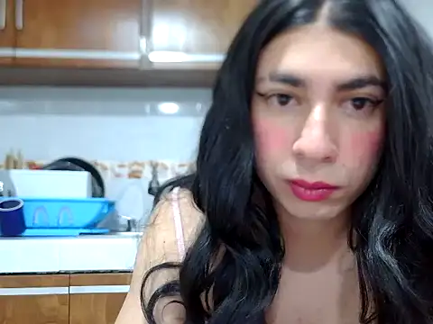 Snapshot of Yasmin_Paez99 chatting on 07/13/26, 02:47 Yasmin Paez99 online show from 07/13/26, 02:47