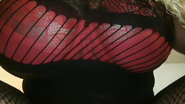 SCARLET-SANTANA online show from 10/07/25, 09:17