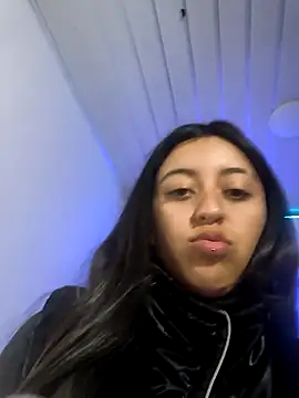 zoe connor19 online show from 11/20/25, 07:35