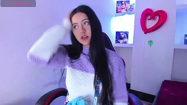 zoe connor19 online show from 04/18/26, 08:20