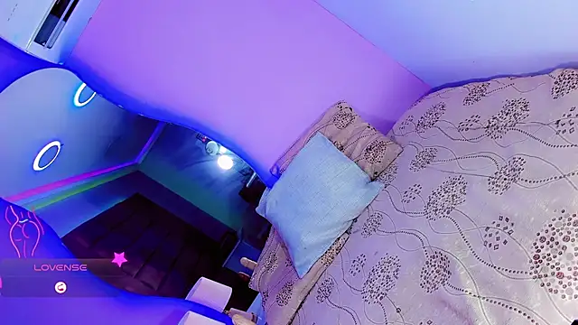 Shanelengel online show from 11/25/25, 05:51