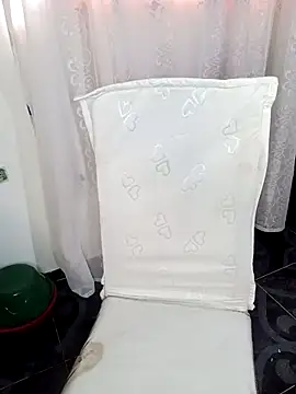 emily sweet13 online show from 03/07/25, 04:00