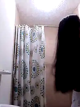 chloewildd  online show from 01/22/25, 03:52