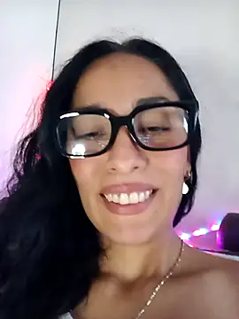 chloewildd  online show from 10/19/25, 09:26