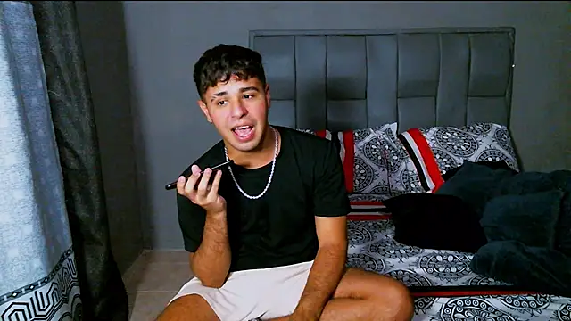 Snapshot of beautiful_james chatting on 01/30/25, 03:11 beautiful james online show from 01/30/25, 03:11