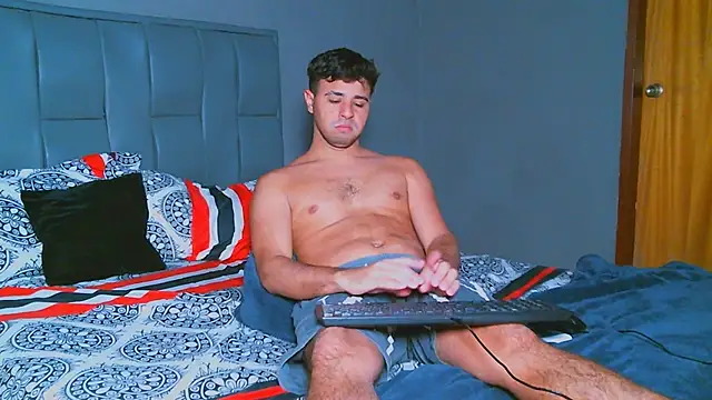 Snapshot of beautiful_james chatting on 02/04/25, 01:34 beautiful james online show from 02/04/25, 01:34