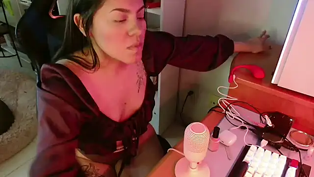 DirtyDi97 online show from 04/19/26, 07:49