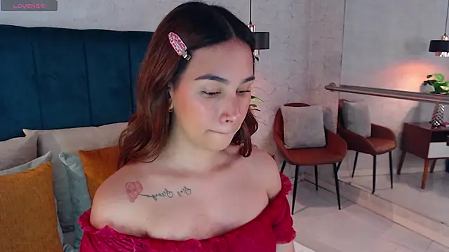 AdeleAndersonn online show from 10/31/25, 05:47