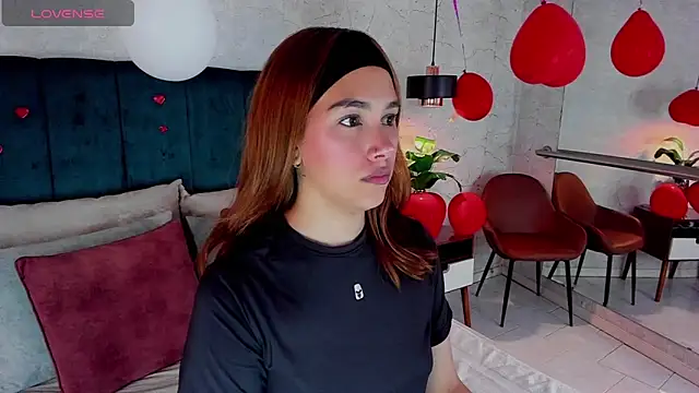 AdeleAndersonn online show from 02/18/26, 07:54