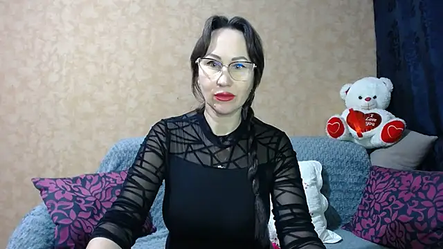 Snapshot of MilfBrunet chatting on 02/27/25, 03:15 MilfBrunet online show from 02/27/25, 03:15