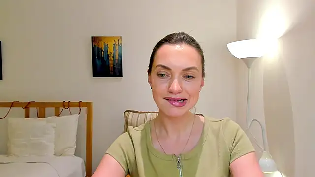Snapshot of LovelyeeMia chatting on 01/03/25, 01:58 LovelyeeMia online show from 01/03/25, 01:58