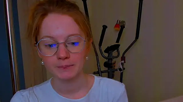 Fire Luna online show from 02/05/26, 05:34