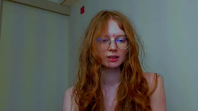 Fire Luna online show from 03/04/26, 07:36