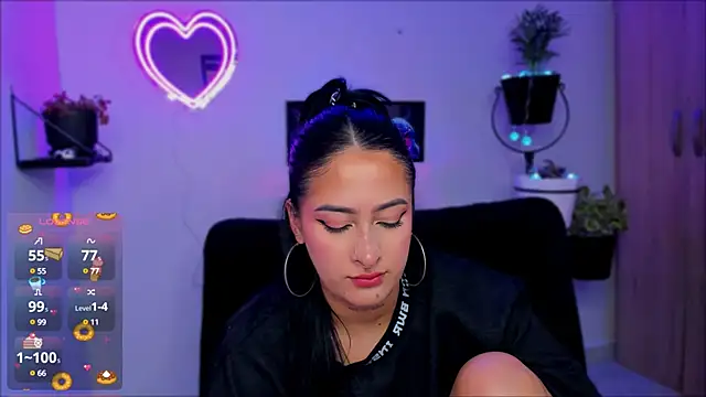 Snapshot of Kaaiiri chatting on 01/22/25, 08:17 Kaaiiri online show from 01/22/25, 08:17