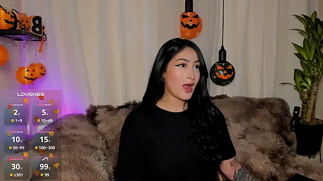 Snapshot of Kaaiiri chatting on 10/16/25, 03:51 Kaaiiri online show from 10/16/25, 03:51