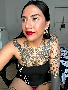 Snapshot of AlaskaLover chatting on 10/08/25, 06:22 AlaskaLover online show from 10/08/25, 06:22