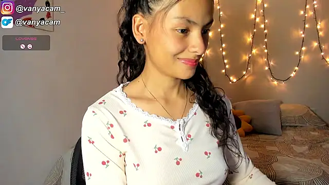 vanyacam  online show from 04/03/26, 02:20