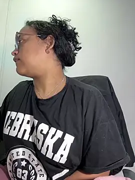 angela angels  online show from 10/21/25, 02:12