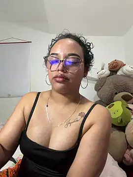 Snapshot of angela_angels_ chatting on 02/01/26, 10:14 angela angels online show from 02/01/26, 10:14