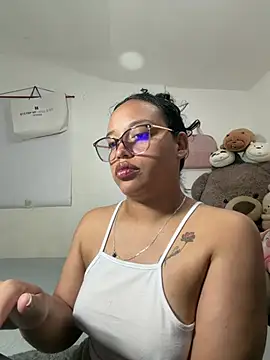 Snapshot of angela_angels_ chatting on 02/06/26, 07:23 angela angels online show from 02/06/26, 07:23