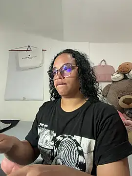 Snapshot of angela_angels_ chatting on 02/07/26, 10:30 angela angels online show from 02/07/26, 10:30