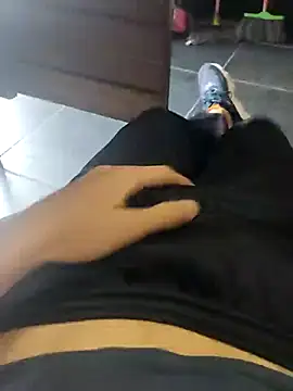 Juliano69xv online show from 12/04/25, 07:00