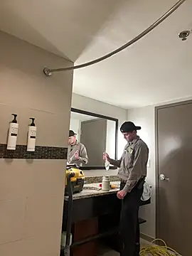 Snapshot of lokii chatting on 03/13/26, 10:38 lokii online show from 03/13/26, 10:38