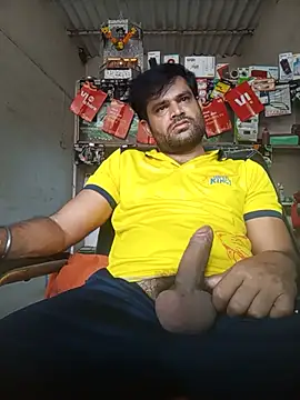Snapshot of Priynkarani chatting on 05/21/26, 04:41 Priynkarani online show from 05/21/26, 04:41