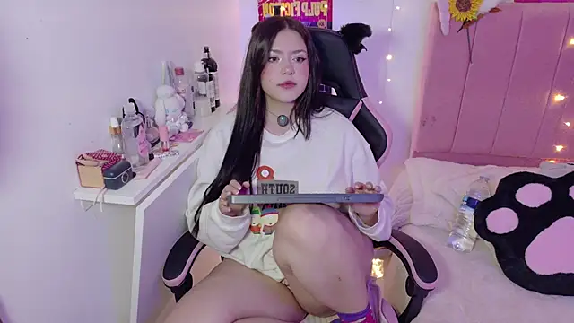 p3ach1 online show from 03/24/26, 01:43