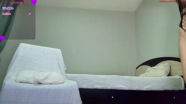 Snapshot of kyliejo18 chatting on 01/17/25, 03:34 kyliejo18 online show from 01/17/25, 03:34