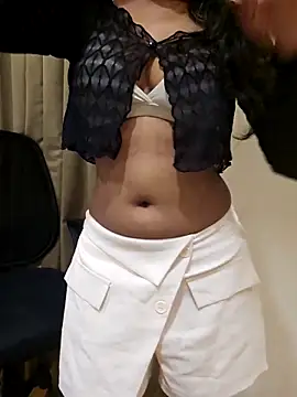 Tanisha789 online show from 10/08/25, 06:38