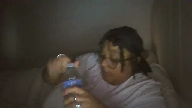 vanilla chocolate23 online show from 12/15/24, 09:20