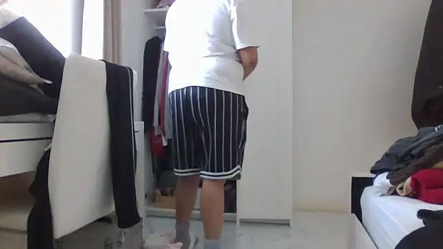 vanilla chocolate23 online show from 02/02/25, 10:02