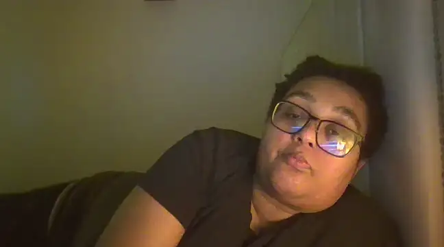 vanilla chocolate23 online show from 02/02/25, 07:57