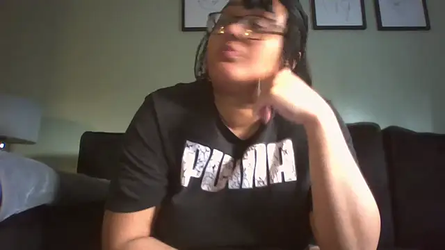 vanilla chocolate23 online show from 02/19/25, 03:16