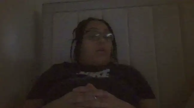 vanilla chocolate23 online show from 02/20/25, 10:27