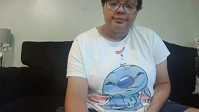 vanilla chocolate23 online show from 09/22/25, 08:38