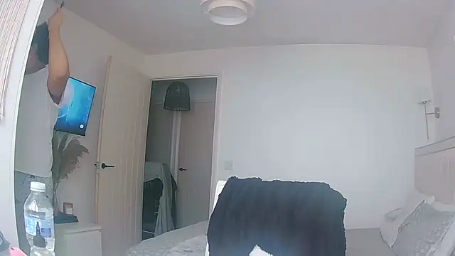 vanilla chocolate23 online show from 03/24/26, 11:48