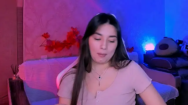 Snapshot of Swee_Alicee chatting on 02/07/25, 11:45 Swee Alicee online show from 02/07/25, 11:45