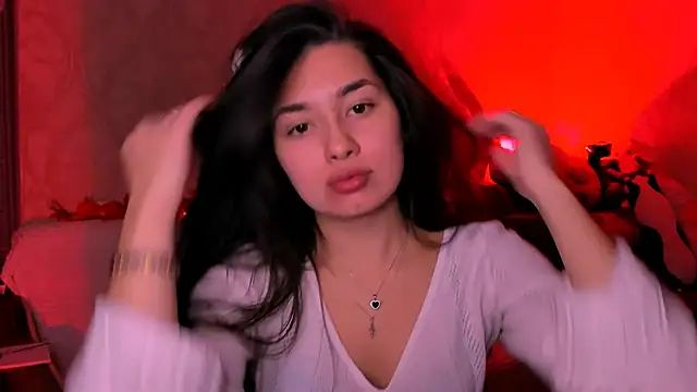 Snapshot of Swee_Alicee chatting on 10/14/25, 07:58 Swee Alicee online show from 10/14/25, 07:58