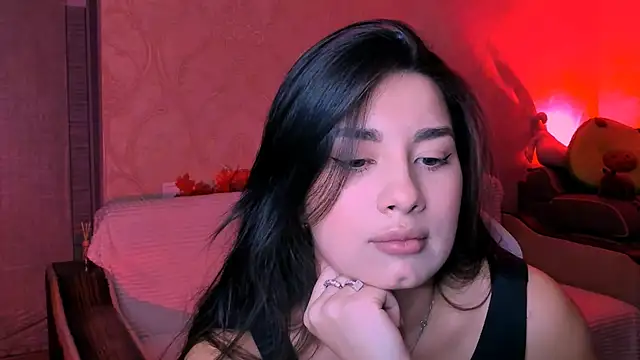 Swee Alicee online show from 10/23/25, 06:39