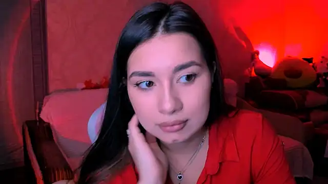 Swee Alicee online show from 10/24/25, 07:21